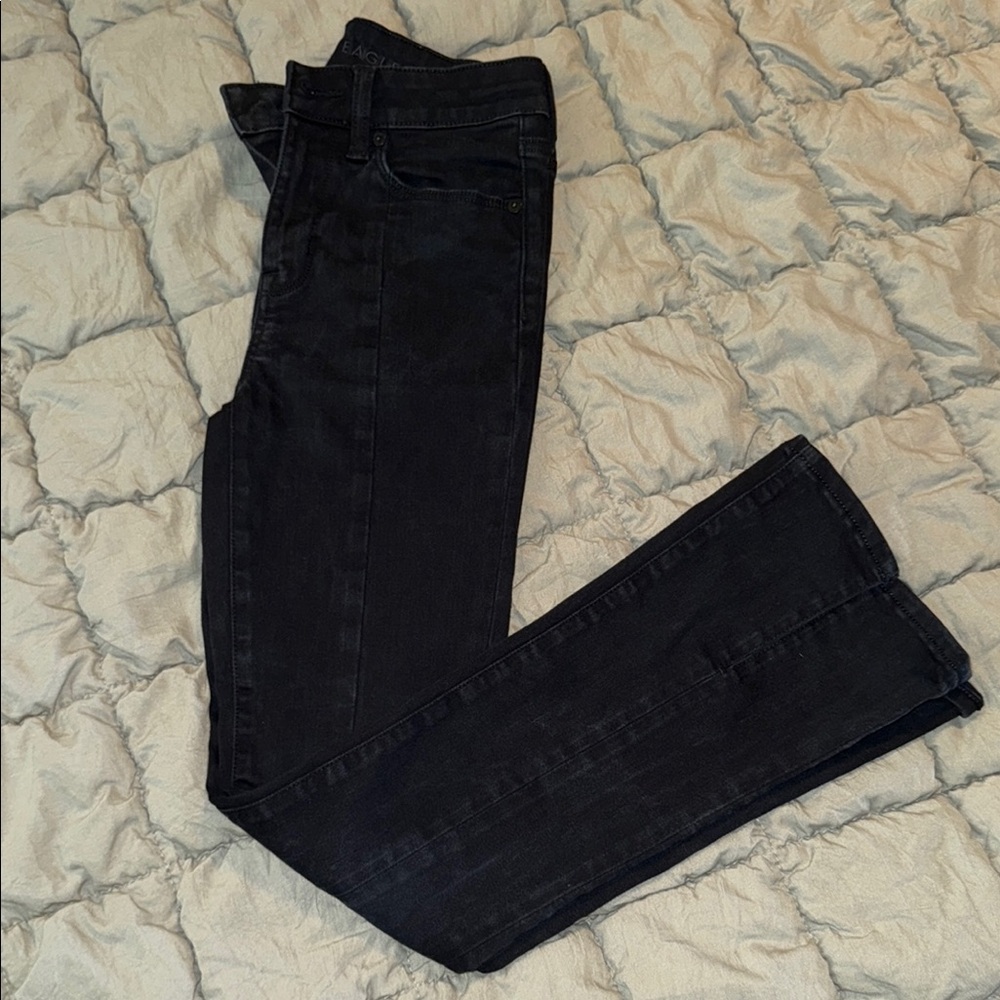 American Eagle Next Level Stretch Black Denim Flare Jeans size 2 Short